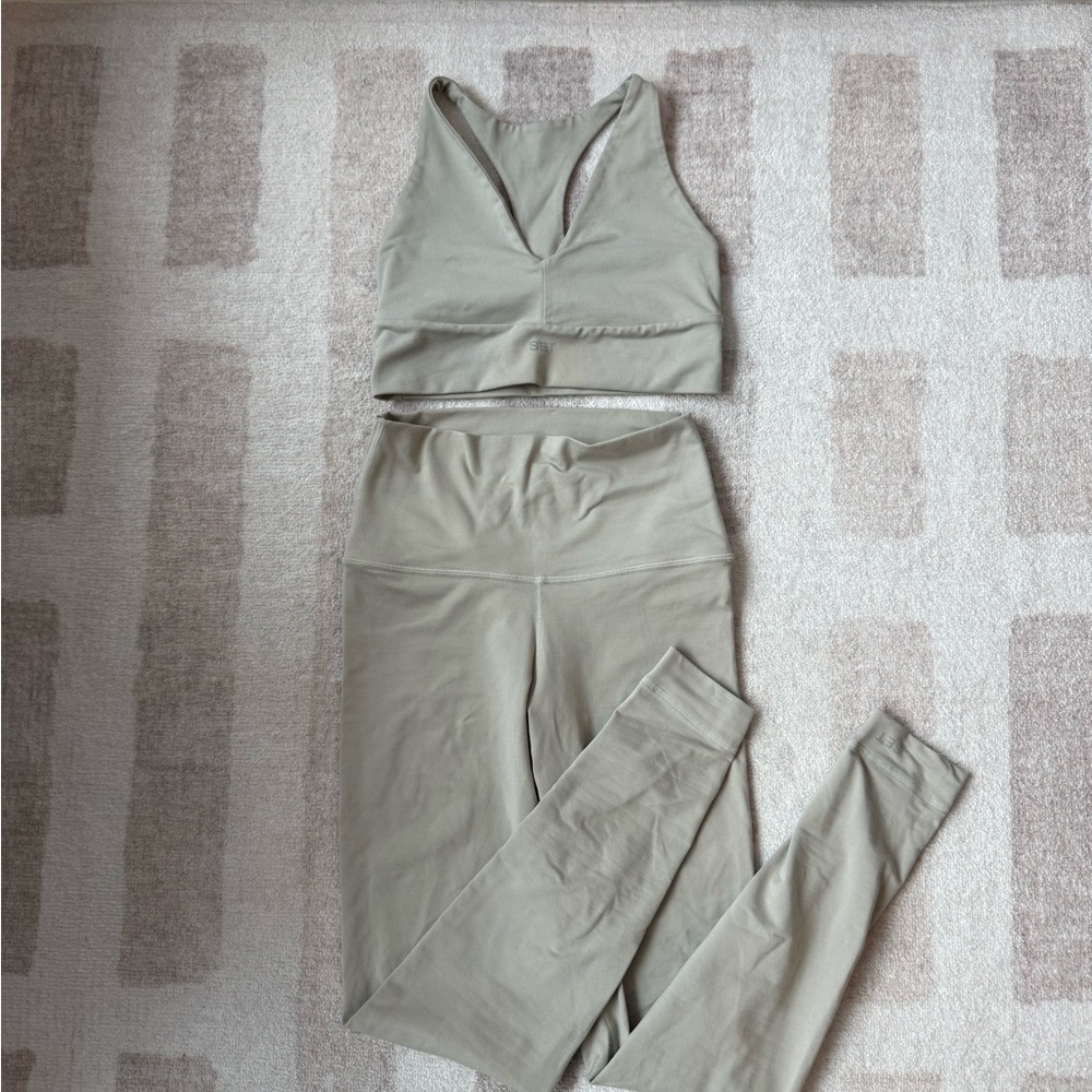 SET Active Beige Two-Piece Active Set - V-Neck Sports Bra & Leggings - Picture 1 of 3